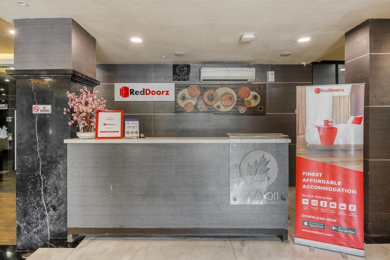 Reddoorz Premium @ D'season Jemursari 4* Surabaya
